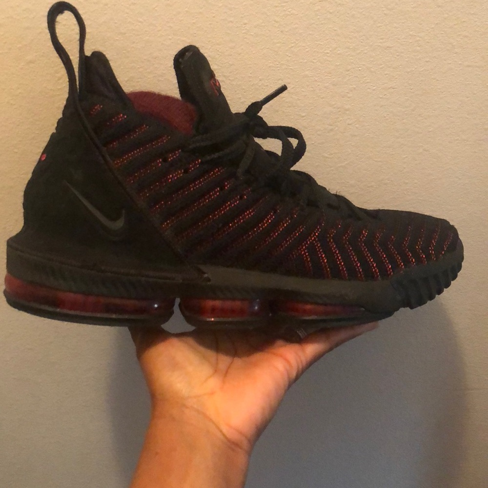 Lebron - Picture 3 of 5